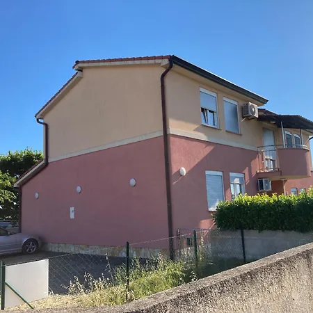 Anabella Apartment *